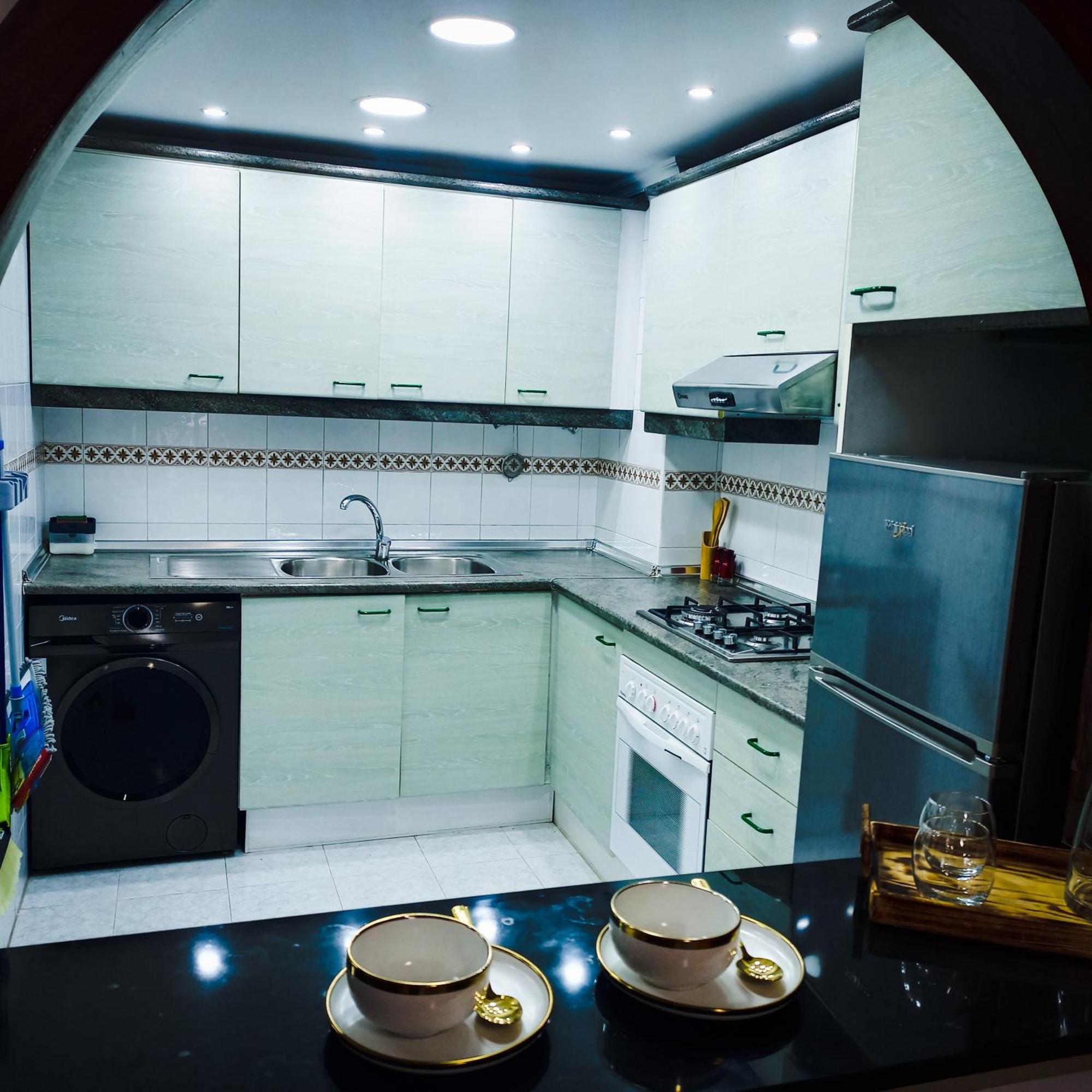Nouveau Appartement Au Plein Centre Ville En Face Hilton & La Gare De Train Tgv M2 탕헤르 외부 사진