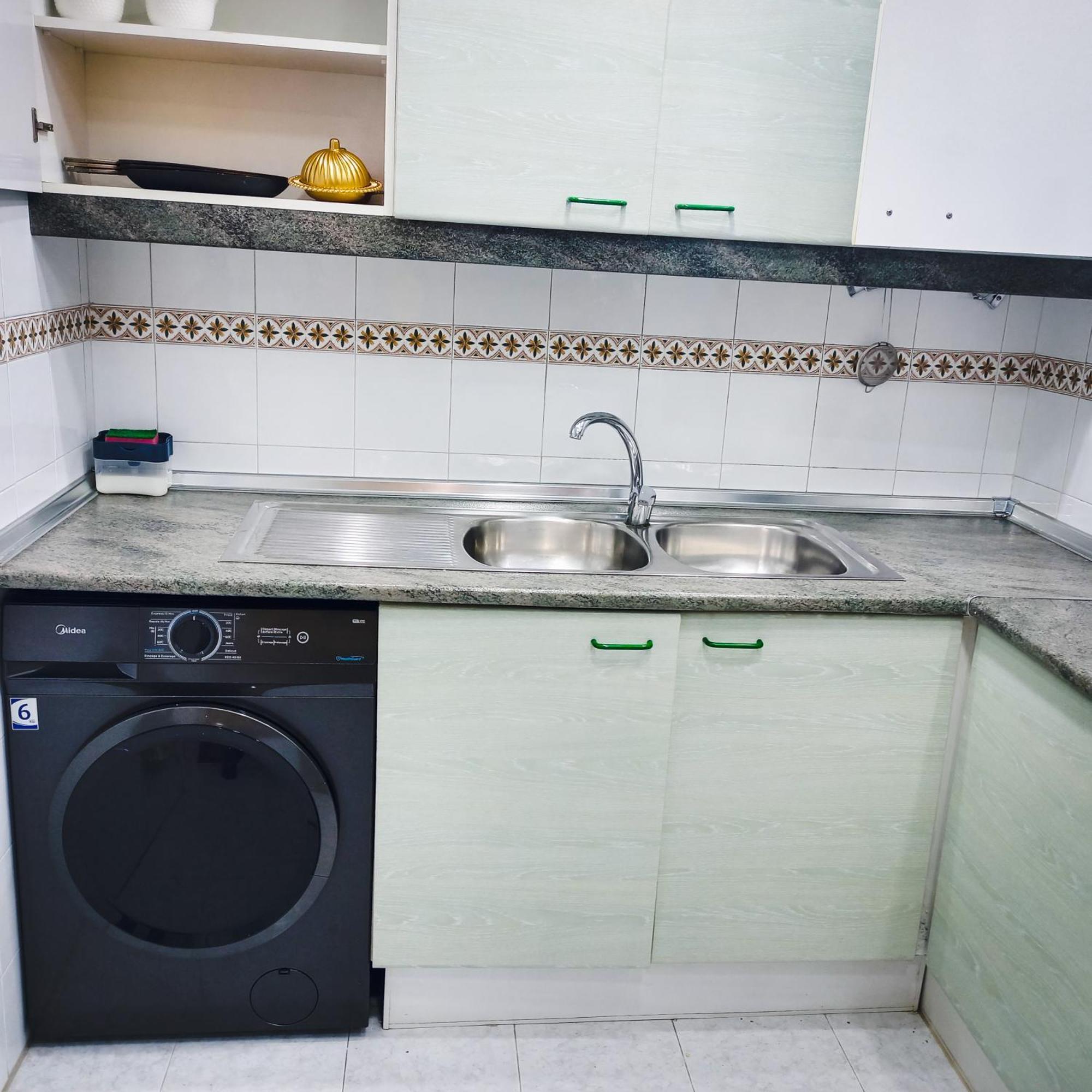Nouveau Appartement Au Plein Centre Ville En Face Hilton & La Gare De Train Tgv M2 탕헤르 외부 사진